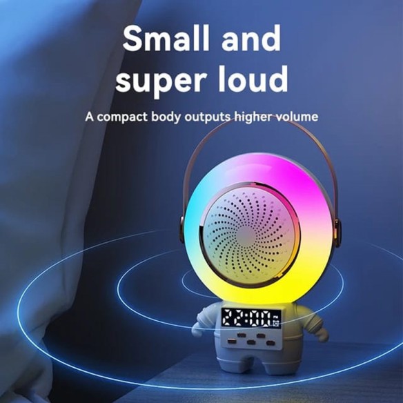 Alto-falante astronauta com microfone