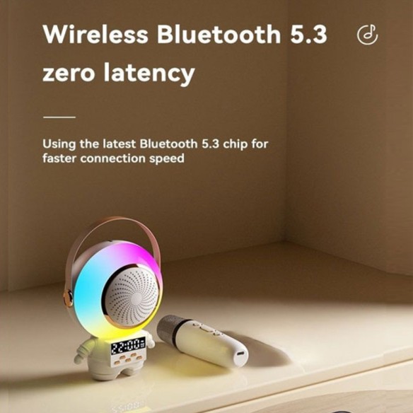 Alto-falante astronauta com microfone