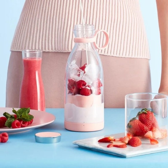 Liquidificador Portátil em Formato de Garrafa